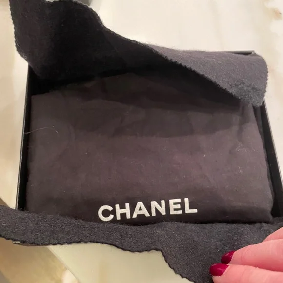 Chanel Black Pebbled Leather Wallet on a Chain - Picture 5 of 13